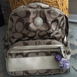 Coach Signature backpack (gold)