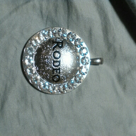 Jewelry bundle - Picture 3 of 4