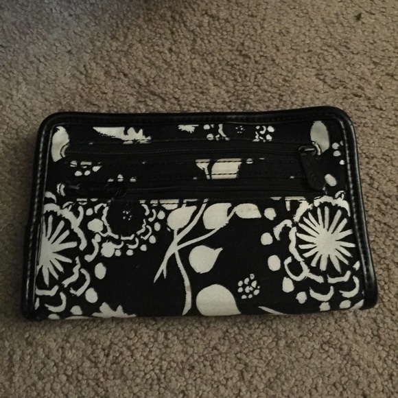 Thirty one wallet large