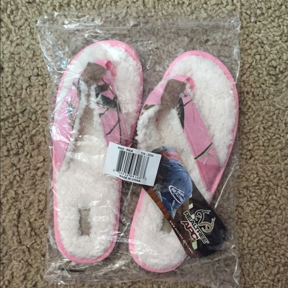 NEW Camo Pink Slippers