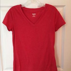 MOSSIMO red v-neck tee