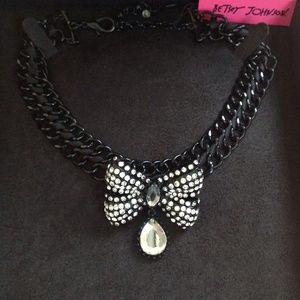 Betsey Johnson Bow Necklace