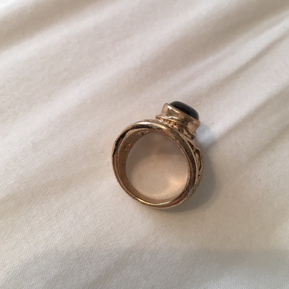 Ring - Picture 2 of 2