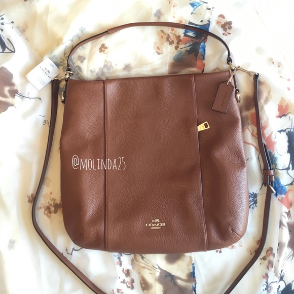 Coach Handbags - 🎉HP🎉Coach Shoulder Handbag