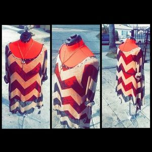 Oversized printed knit dress w/ necklace included