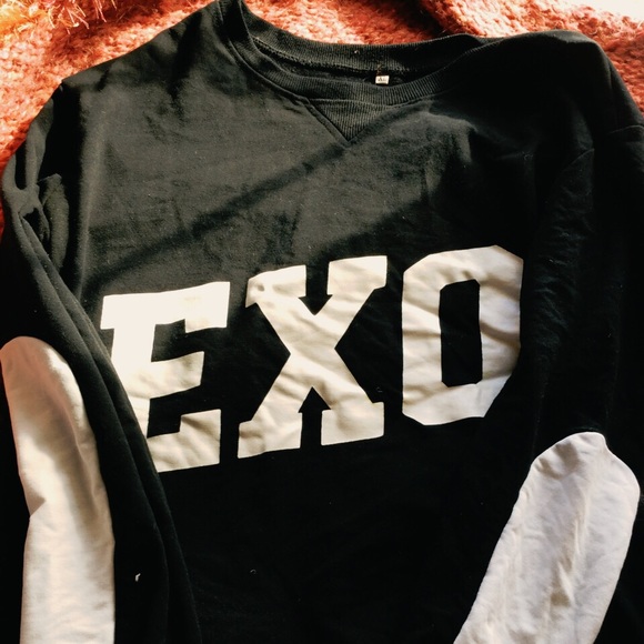 EXO K-Pop Idol Park Chanyeol swearshirt