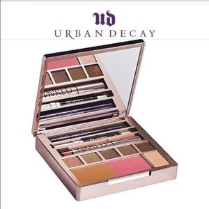 Discontinued naked urban decay on the run set!