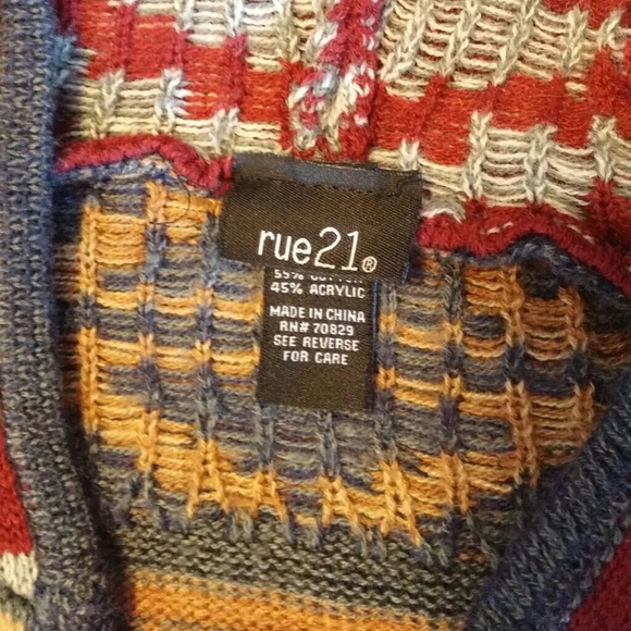 Aztec Cardigan - Picture 2 of 3