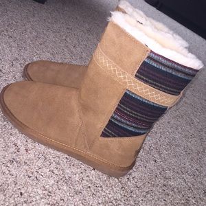 Minnetonka Boot