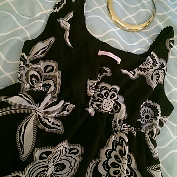 Spring Flowe Dress - Picture 2 of 4