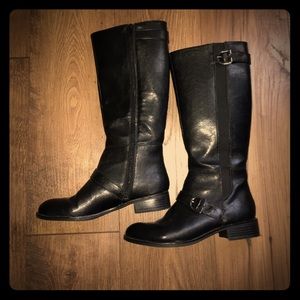 Black riding boots