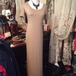 Beige long split Sexy Maxi Tee Shirt Sz M 8-10👜