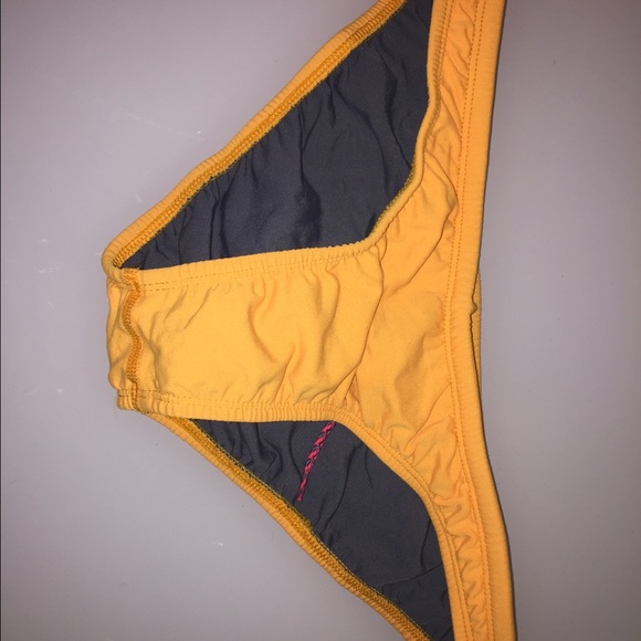 Jolyn bathing suit bottom NEVER WORN