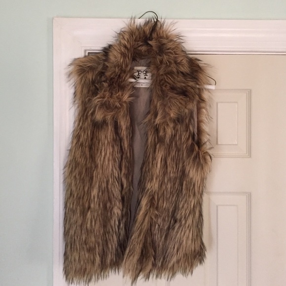 Faux fur vest