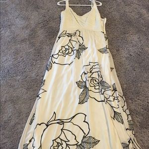 Beautiful cream rose dress