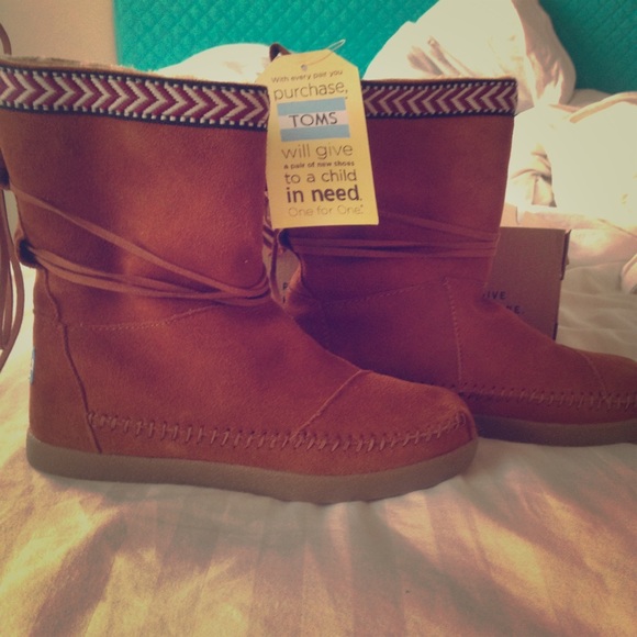 TOMS Shoes - TOMS Boots! Brand new IN BOX! Adorable!