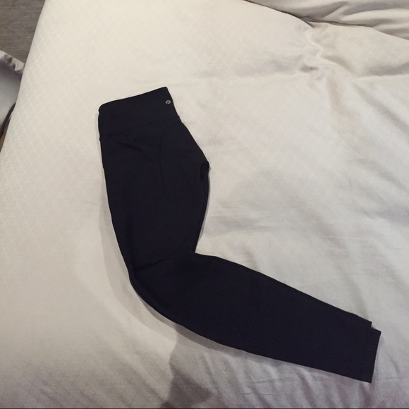 Sz.8 Lulu Lemon cotton leggings. Worn a few times
