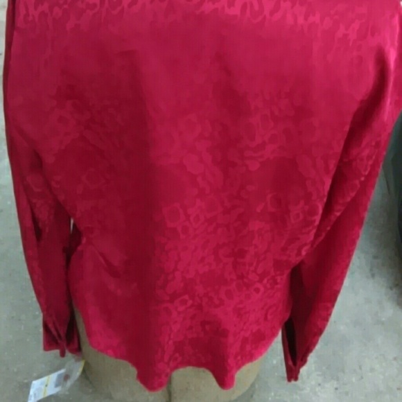 💋💋 Gorgeous cherry red NWT - Picture 2 of 4