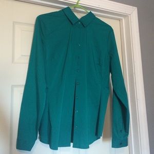 New York and company button down shirt. Medium.