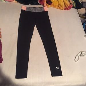 Blk Victoria secret yoga pants