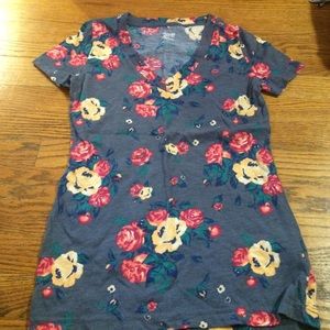 flower tee
