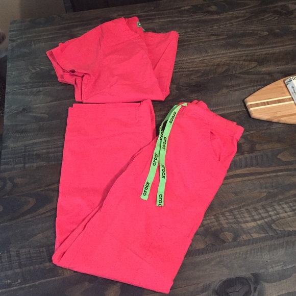 CROCS SCRUB SET