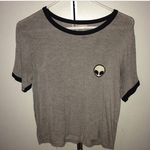 Brandy Melville Alien Top!