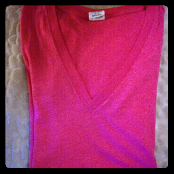 Victoria's Secret Pink v-neck shirt