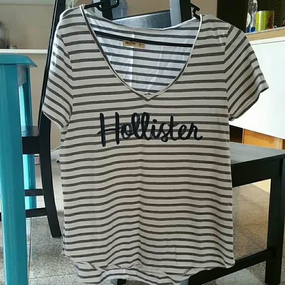 Hollister T Shirt