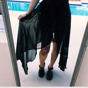 • black maxi skirt •