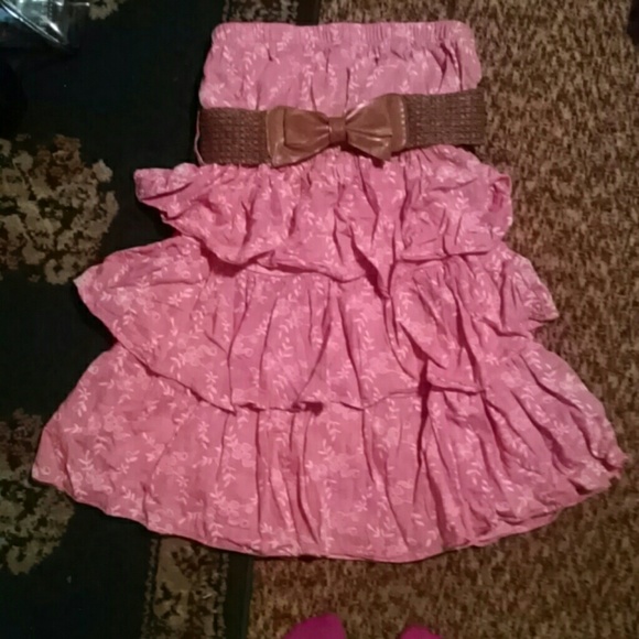 Adorable pink/floral dress!