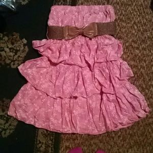 Adorable pink/floral dress!