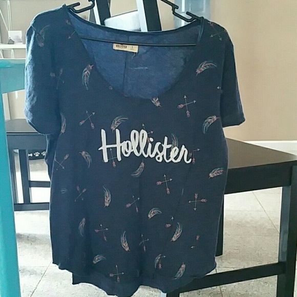 Hollister Logo T Shirt