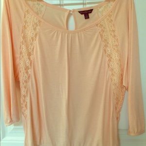 Light pink 3/4 sleeve top