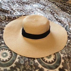 Francesca's Collections Sun Hat