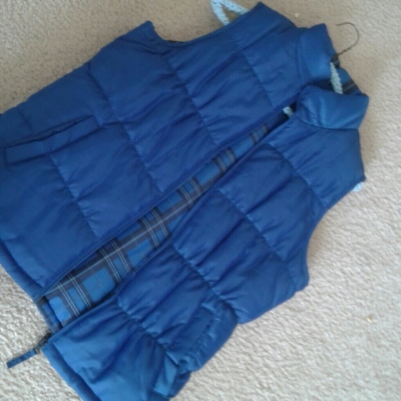 Blue reversible vest