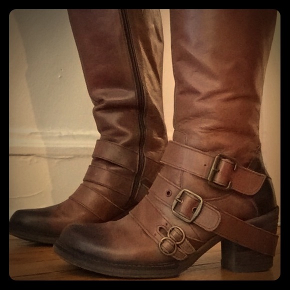 Outlawed under-the-knee boots