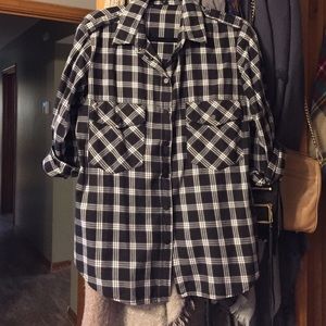 Black and white plaid top!