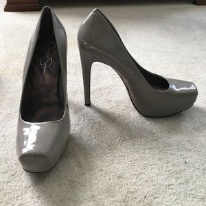 Jessica Simpson gray heels