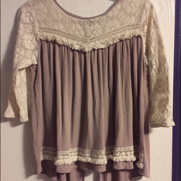 lovely lace shirt - Picture 2 of 4