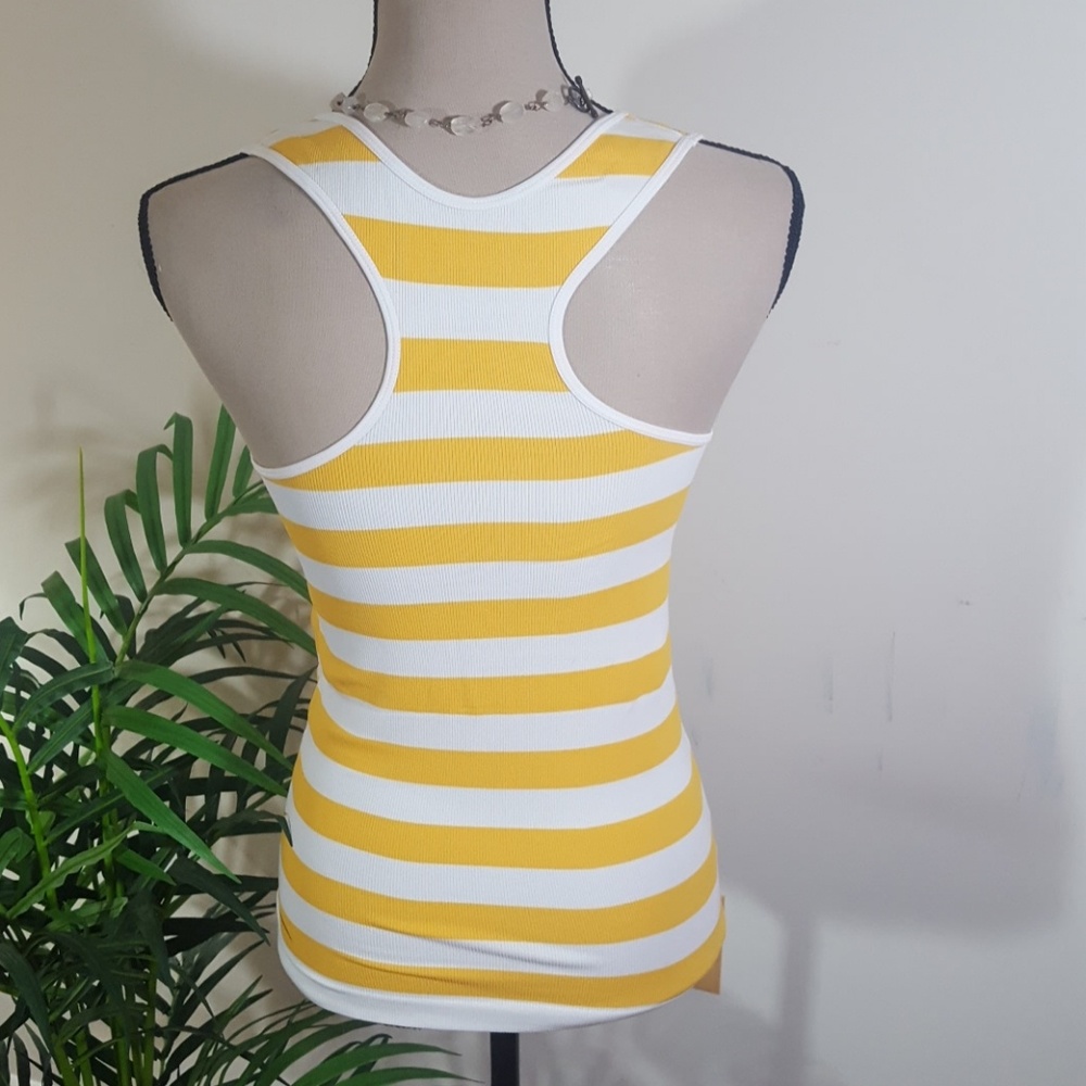 Active Basic Striped Yellow Racerback Top. M/L - Picture 3 of 6
