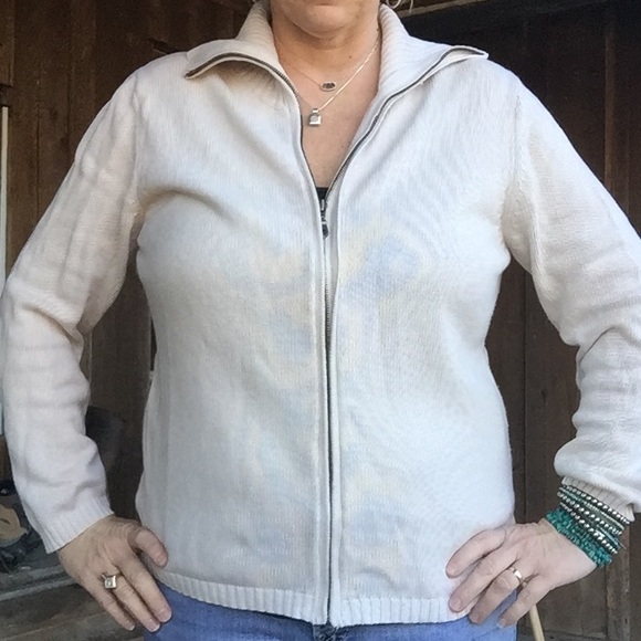 Zip up cardigan.