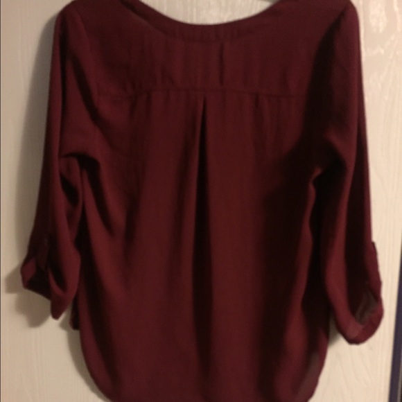 burgundy shirt - Picture 3 of 3