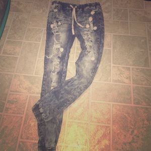 Ripped jogger jeans | Small