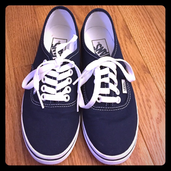 navy blue vans womens