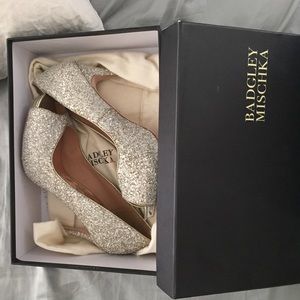 Worn only once for my wedding.