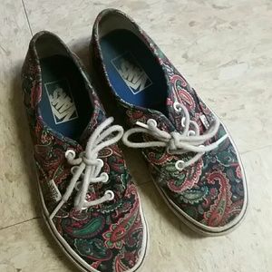 Paisley vans