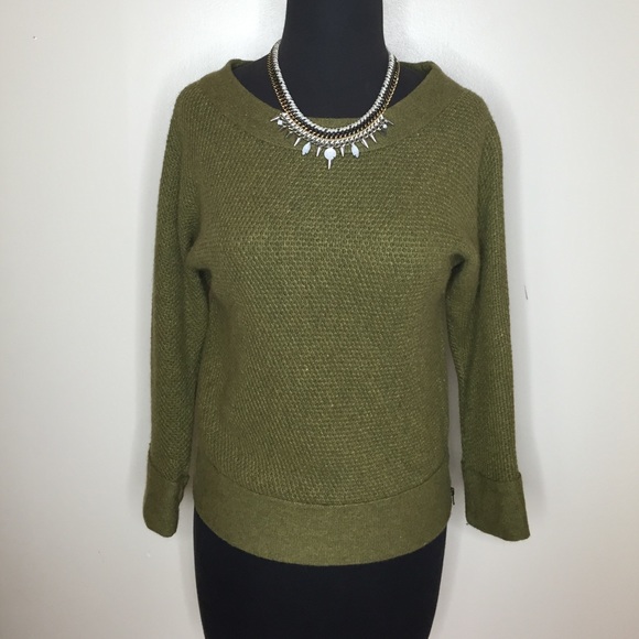 ❌SOLD❌ Ann Taylor Loft Sweater. Size S.
