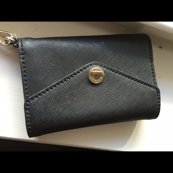 Michael Kors iPhone 4 wristlet