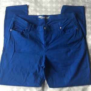 Blue 💙 Old Navy Sweetheart stretch pants!